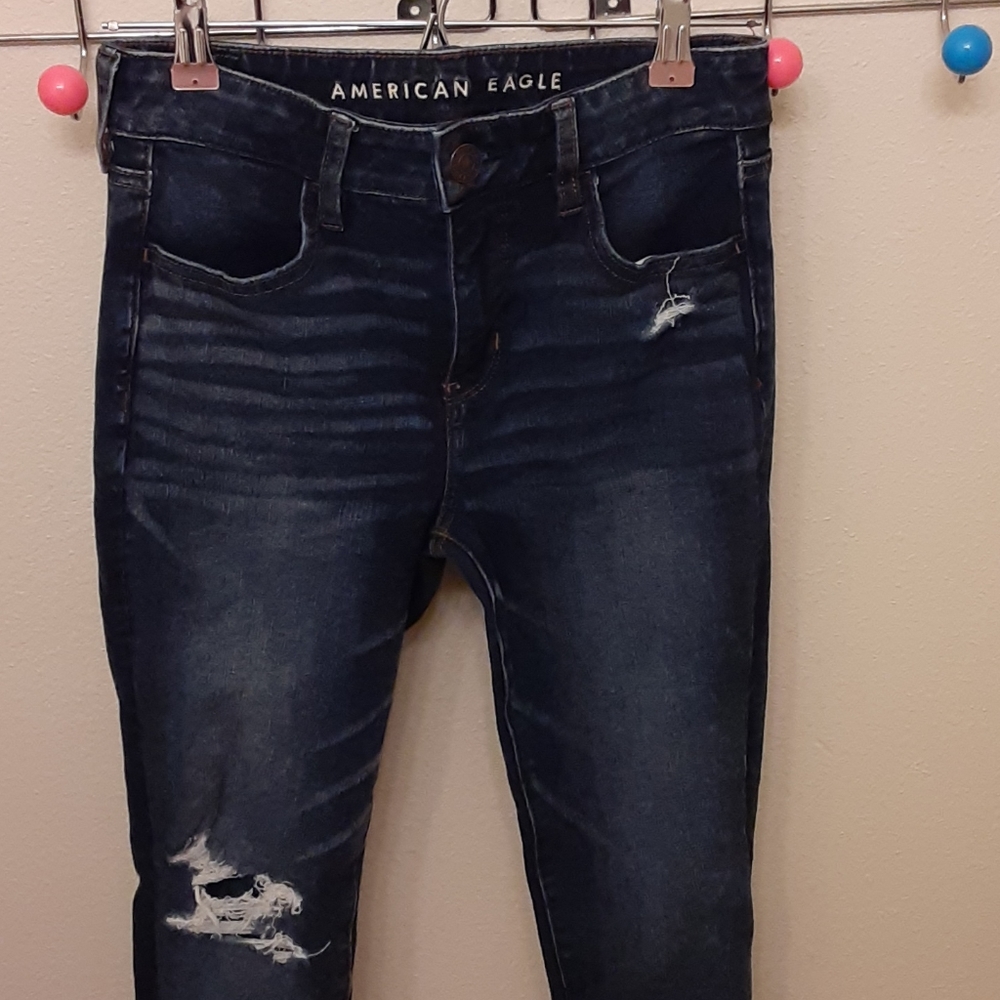 American eagle distressed jeans